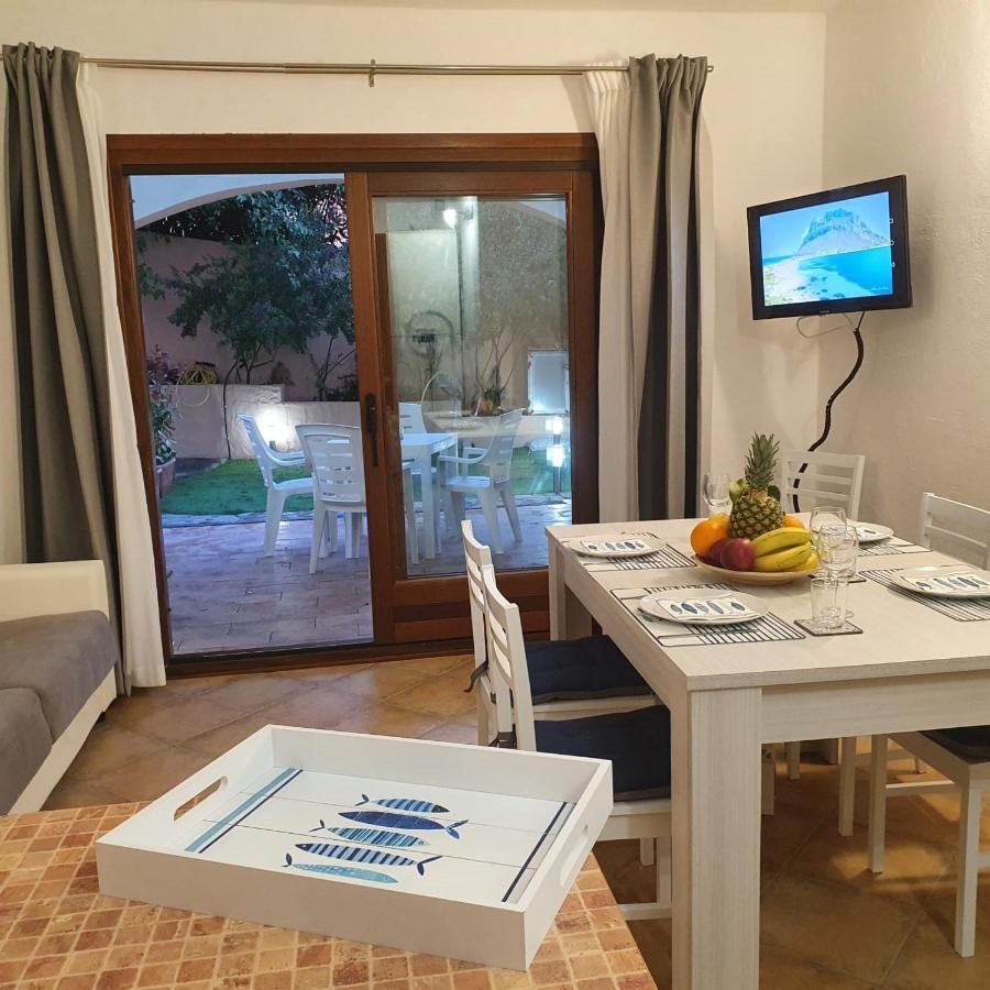 Ferienwohnung Insardinia House Trilocale A 200Mt Dalla Spiaggia Olbia Exterior foto